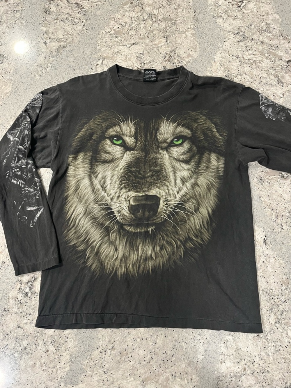 Men's Vintage Styled Wolf Long Sleeve Shirt